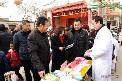 麥積區政協文化科技衛生“三下鄉”走進新陽鎮